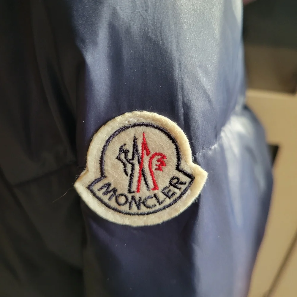 Womens MONCLER Down Coat Size 4 - Picture 5 of 12